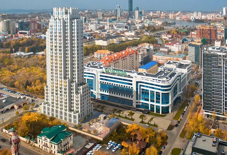 "Эверест"
