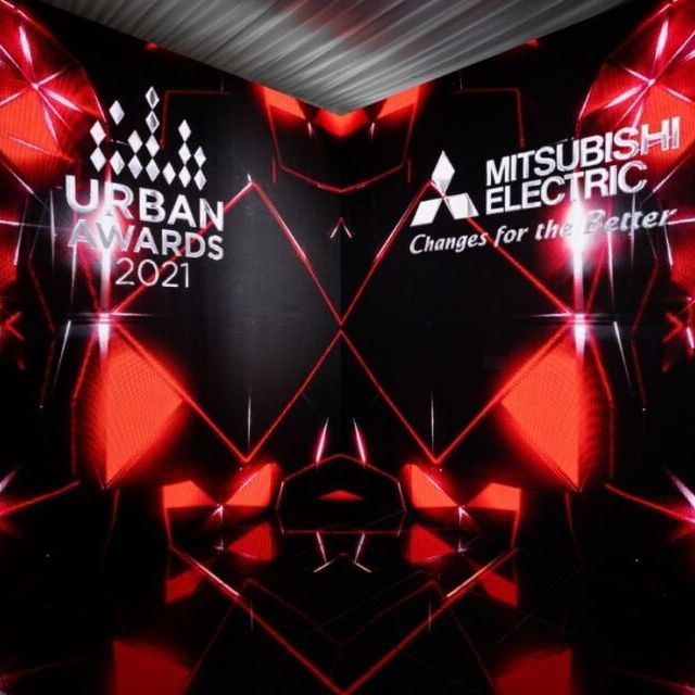 Фотозона Mitsubishi Electric: видео гостей премии - фото 1